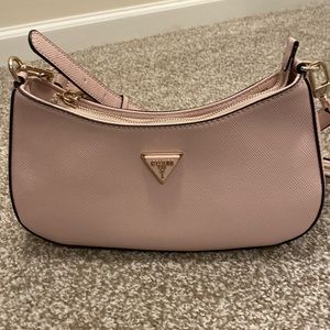 Guess Shoulder Handbag-Used in Very Good Condition